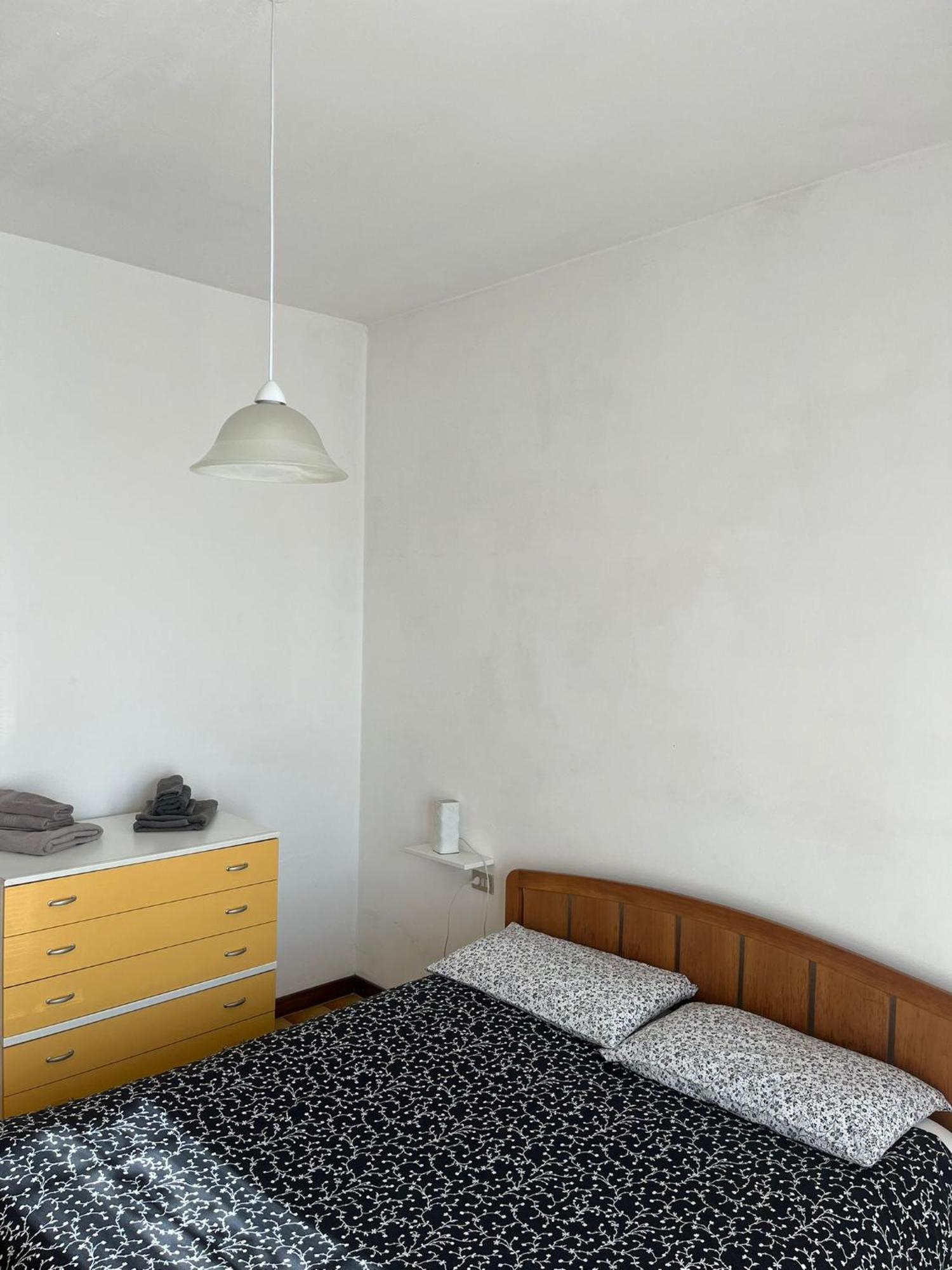 Casa Castel Apartment Civate Bagian luar foto