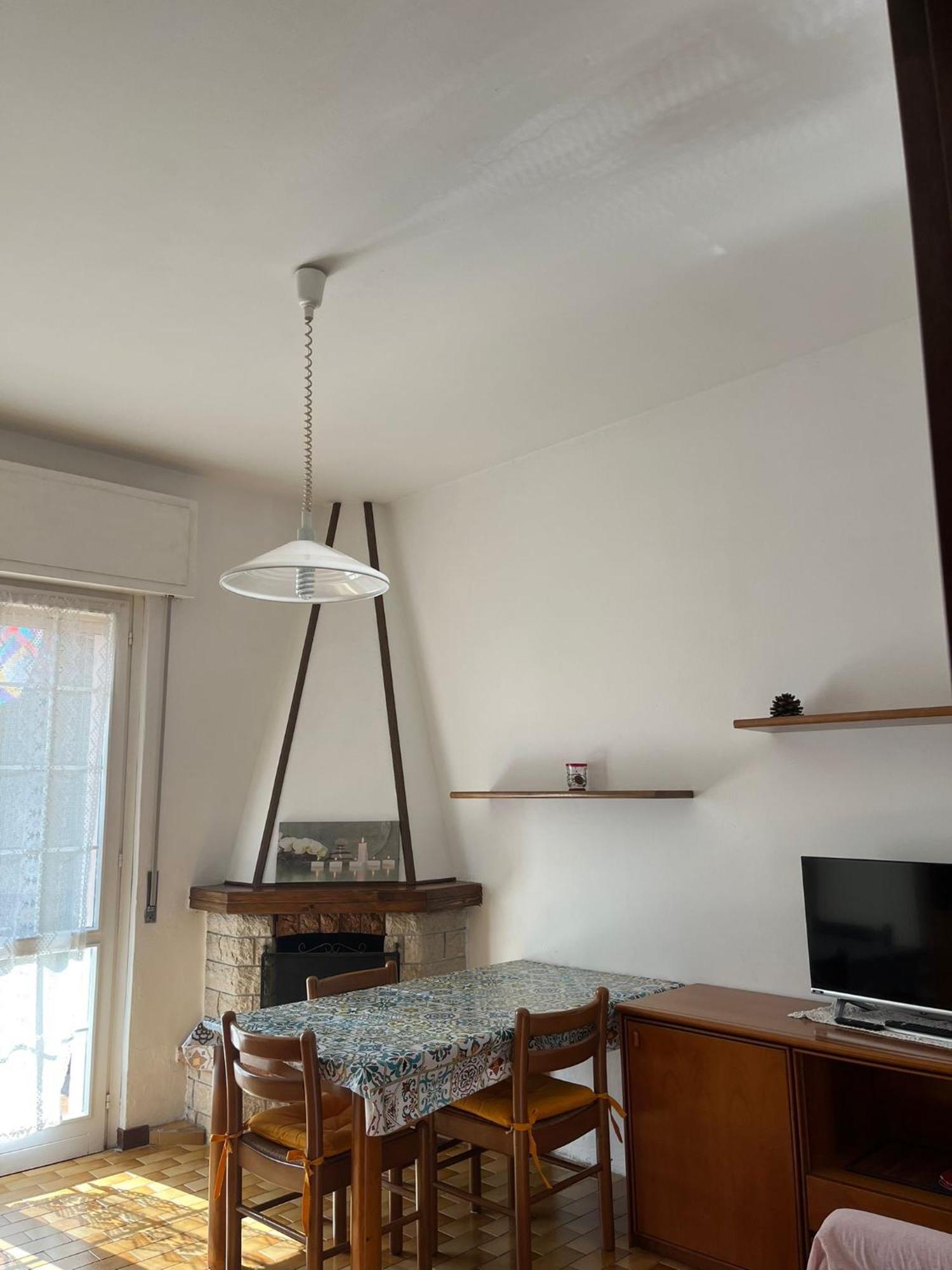 Casa Castel Apartment Civate Bagian luar foto